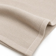 Herringbone Spread Blanket